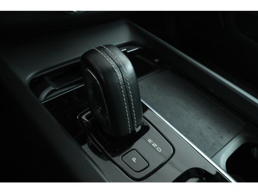 Volvo  XC60 2.0 T6 Plug-in hybrid AWD Inscription Expression Virtual, Panorama, Climate, ActivLease financial lease