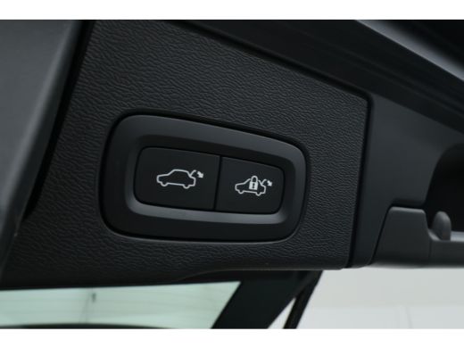 Volvo  XC60 2.0 T6 Plug-in hybrid AWD Inscription Expression Virtual, Panorama, Climate, ActivLease financial lease