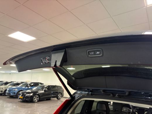 Volvo  XC90 T8 AWD Recharge Ultimate Ultra Bright | Luchtvering | Trekhaak | All Season banden | 360 Camera |... ActivLease financial lease