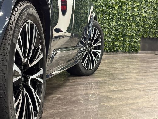 Volvo  XC90 T8 AWD Recharge Ultimate Ultra Bright | Luchtvering | Trekhaak | All Season banden | 360 Camera |... ActivLease financial lease