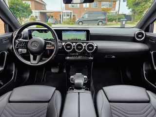 Mercedes-Benz A-Klasse 180D AUT AMG-LINE SPORTLEDER NAVI CAMERA LMV PDC
