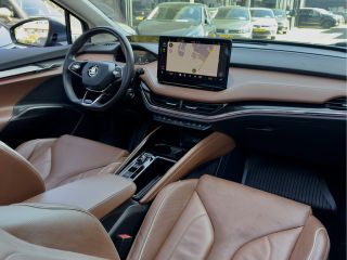 Skoda Enyaq iV 80. PANODAK VOL-LEDER NAVI CAMERA360 DIGI-DASH APPLE-CARPLAY LED 22 INCH-LMV PDC