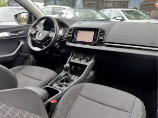 Skoda Karoq 1.0 TSI EDITION DESIGNO-INT NAVI AIRCO APPLE-CARPLAY PARK-ASSIST LED LMV PDC