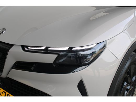 Alfa Romeo Junior 1.2 Turbo Hybrid Ibrida | Adaptieve cruise control | Full-LED | Parkeersensoren achter | Apple Ca... ActivLease financial lease