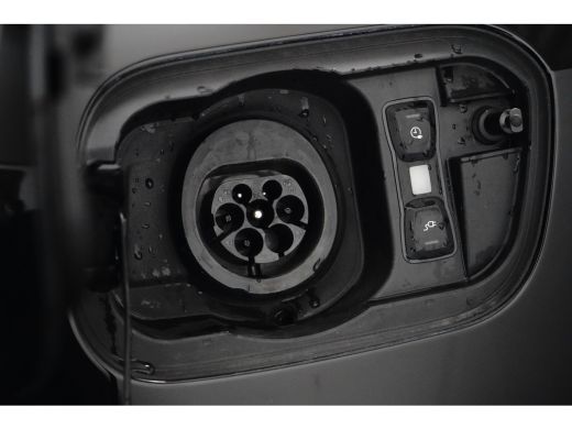 Audi Q8 60 TFSI e quattro Pro Line S Competition 490PK |  Trekhaak | Panorama Dak | Stoelverwarming\venti... ActivLease financial lease