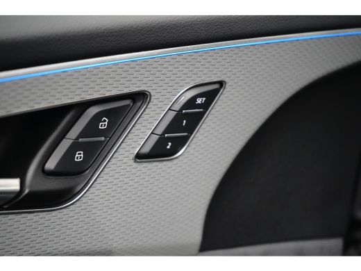 Audi Q8 60 TFSI e quattro Pro Line S Competition 490PK |  Trekhaak | Panorama Dak | Stoelverwarming\venti... ActivLease financial lease