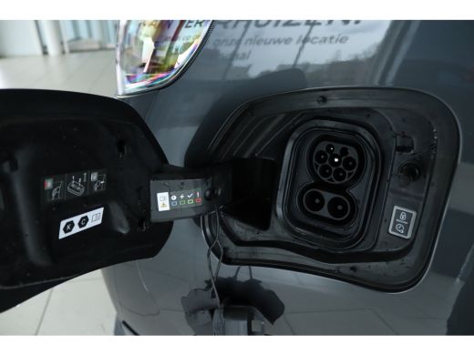 Citroën &euml;-Jumpy L3 136 75 kWh STX EDITION | LED | Stoel+Stuurverwarming | Betimmering | Leder | Camera | Navi | C... ActivLease financial lease