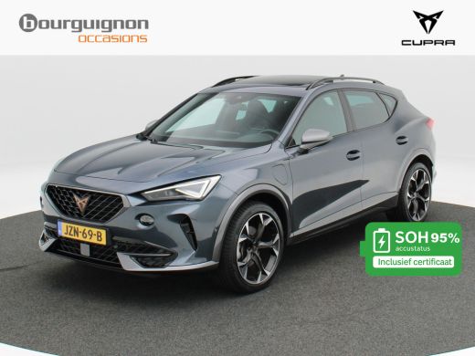 CUPRA Formentor 1.4 e-Hybrid 204 Pk | Stoel/Stuur Verwarming | Panoramadak | Full LED | Adaptive Cruise | Navigat...