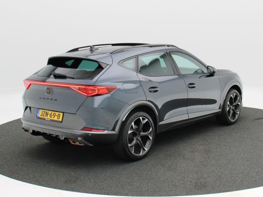 CUPRA Formentor 1.4 e-Hybrid 204 Pk | Stoel/Stuur Verwarming | Panoramadak | Full LED | Adaptive Cruise | Navigat... ActivLease financial lease