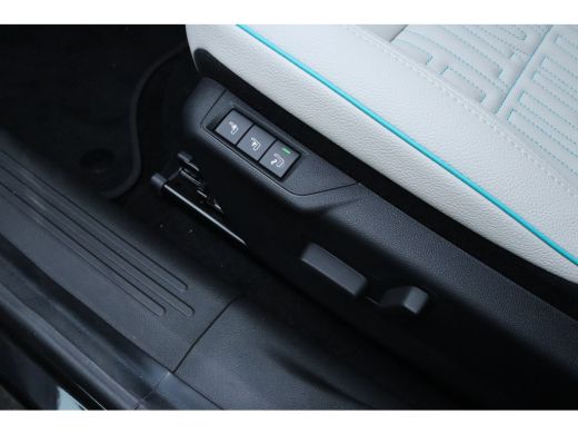 Fiat 600 Hybrid La Prima 145 | Achteruitrijcamera met 180&deg; Area view | Adaptive cruisecontrol (Adaptive Cr... ActivLease financial lease