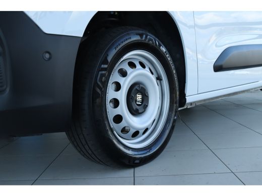 Fiat Dobl&ograve; 1.5D 100pk L1 | Cruise Control | Betimmering | Camera | Airco | Navigatie | Carplay | Digitale Sp... ActivLease financial lease