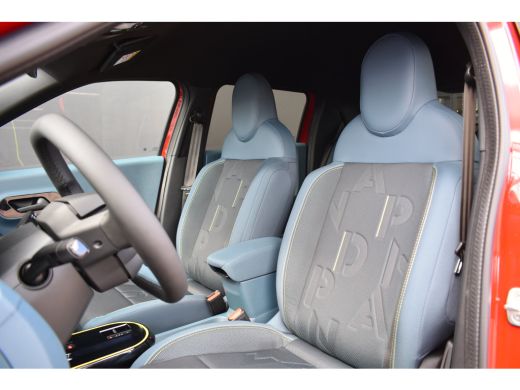 Fiat Grande Panda 1.2 Hybrid Icon Style Automaat 8 Jaar garantie! | Navigatie by App | Parkeersensoren v/a | Cruise... ActivLease financial lease