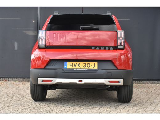 Fiat Grande Panda 1.2 Hybrid Icon Style Automaat 8 Jaar garantie! | Navigatie by App | Parkeersensoren v/a | Cruise... ActivLease financial lease
