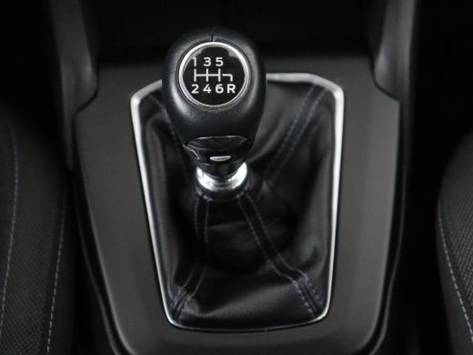 Ford Focus 1.0 EcoBoost Hybrid Active X | Carplay | Navigatie | Full LED | Keyless | DAB | Digital Cockpit |... ActivLease financial lease