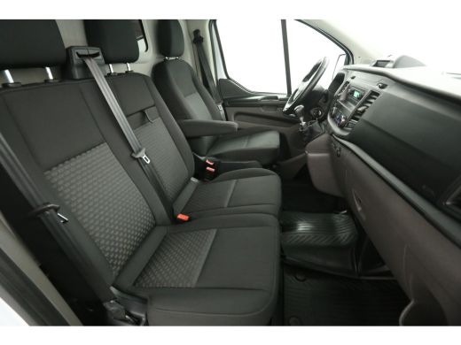 Ford Transit Custom 2.0 TDCI L1H1 | Airco | Cruise | 3 Zits | Parkeersens. | Stoelverw. | Trekhaak ActivLease financial lease