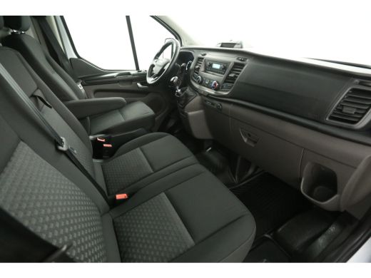 Ford Transit Custom 2.0 TDCI L1H1 | Airco | Cruise | 3 Zits | Parkeersens. | Stoelverw. | Trekhaak ActivLease financial lease