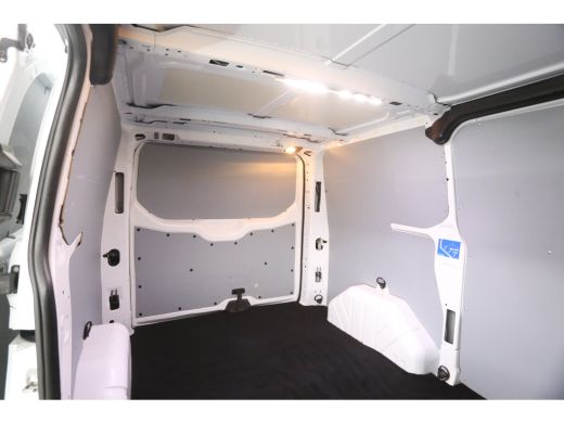 Ford Transit Custom 2.0 TDCI L1H1 | Airco | Cruise | 3 Zits | Parkeersens. | Stoelverw. | Trekhaak ActivLease financial lease