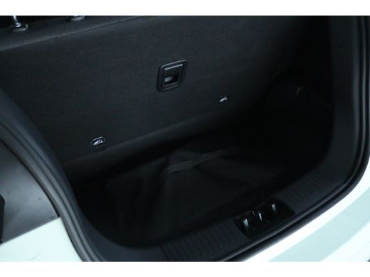 Leapmotor T03 Design 37.3 kWh | &euro;1500,- korting !!| Achteruitrijcamera | Cruise control adaptief | Electronic c... ActivLease financial lease