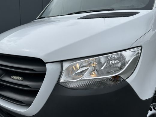 Mercedes-Benz Sprinter 314 CDI 143 PK AUTOMAAT / L1H2 / 1e EIGENAAR / CAMERA / GEVEERDE STOEL / BLIND SPOT / CRUISE / AIRCO ActivLease financial lease