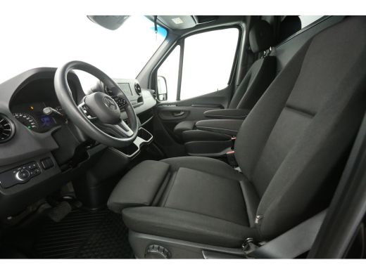 Mercedes-Benz Sprinter 317 CDI L3H2 170PK | Automaat | Airco | Camera | Carplay | Navi | Stoelverw. ActivLease financial lease