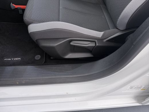 Opel Astra 1.6 Turbo Plug-in Hybrid 180pk | Adaptieve Cruise Control | Adaptive cruise control | Airco (auto... ActivLease financial lease