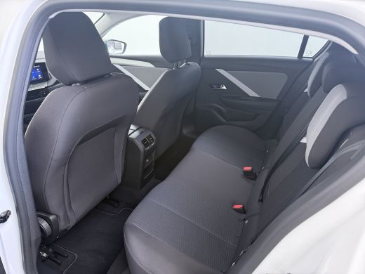 Opel Astra 1.6 Turbo Plug-in Hybrid 180pk | Adaptieve Cruise Control | Adaptive cruise control | Airco (auto... ActivLease financial lease