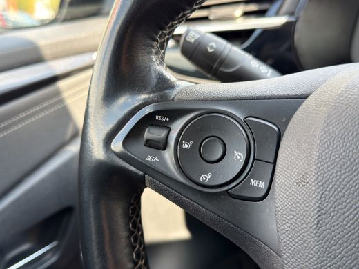 Opel Corsa 1.2 GS Line Stoelverwarming | Parkeersensoren | Climate control | Full map navigatie | Carplay/an... ActivLease financial lease