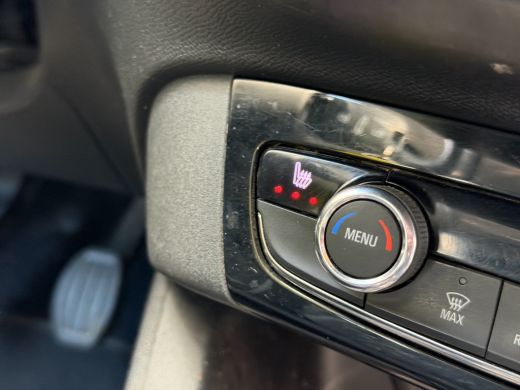 Opel Corsa 1.2 GS Line Stoelverwarming | Parkeersensoren | Climate control | Full map navigatie | Carplay/an... ActivLease financial lease