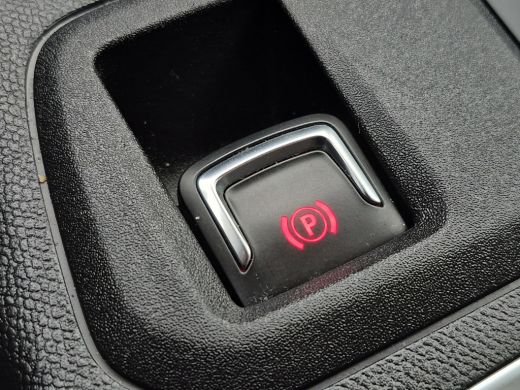 Opel Corsa 1.2 Turbo Hybrid GS Stuur+Stoelverwarming | Camera | Full LED | Climate control | Full map naviga... ActivLease financial lease