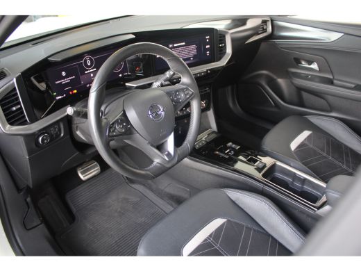 Opel Mokka 1.2 Turbo Ultimate | Camera | Alcantara bekleding | Adaptive cruise | Keyless | Stoel- & stuurver... ActivLease financial lease