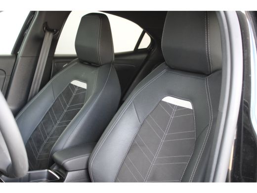 Opel Mokka 1.2 Turbo Ultimate | Camera | Alcantara bekleding | Adaptive cruise | Stoel- & stuurverwarming | ActivLease financial lease