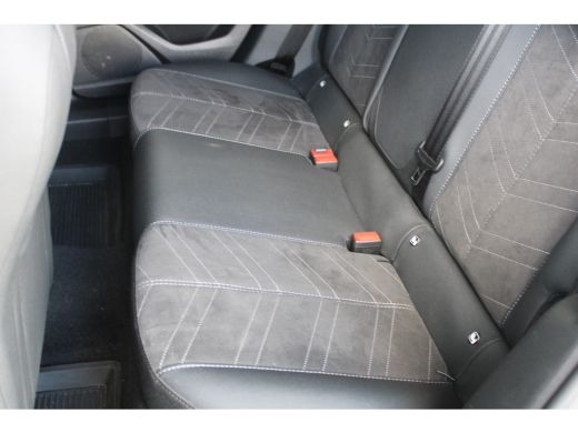 Opel Mokka 1.2 Turbo Ultimate | Camera | Alcantara bekleding | Adaptive cruise | Stoel- & stuurverwarming | ActivLease financial lease