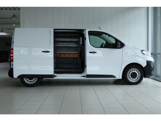 Opel Vivaro-e L2H1 Edition 75 kWh | Cruise Control | Betimmering | PDC | Airco | Bleutooth | Radio ActivLease financial lease