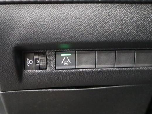 Peugeot 2008 1.2 Hybrid 145 Allure | 360 camera | Adaptive Cruise | Apple Carplay/Android Auto ActivLease financial lease