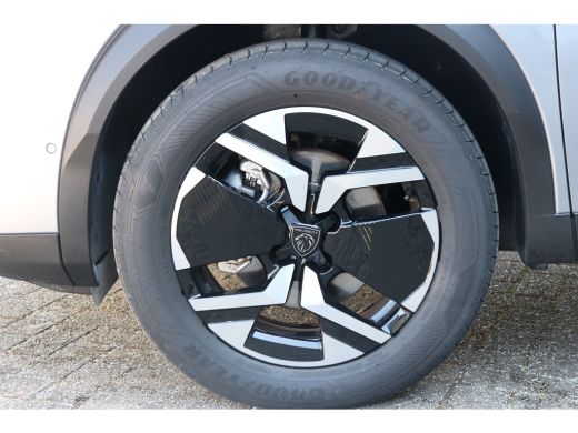 Peugeot 2008 1.2 Hybrid 145 Allure | Navi | Camera | Ad. Cruise control | LED | PDC V+A | DAB | Keyless | ActivLease financial lease