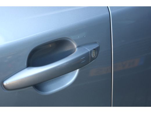 Peugeot 2008 1.2 Hybrid 145 Allure | Navi | Camera | Ad. Cruise control | LED | PDC V+A | DAB | Keyless | ActivLease financial lease