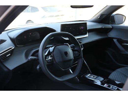 Peugeot 2008 1.2 Hybrid 145 Allure | Navi | Camera | Ad. Cruise control | LED | PDC V+A | DAB | Keyless | ActivLease financial lease