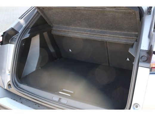 Peugeot 2008 1.2 Hybrid 145 Allure | Navi | Camera | Ad. Cruise control | LED | PDC V+A | DAB | Keyless | ActivLease financial lease