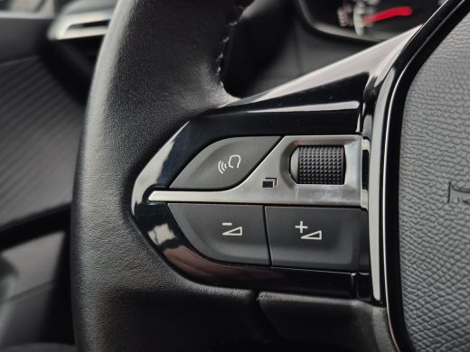 Peugeot 2008 1.2 PureTech Blue Lease Active Full map navigatie | Parkeersensoren | Carplay/android auto | Crui... ActivLease financial lease