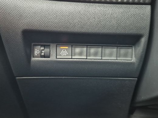 Peugeot 2008 1.2 PureTech Blue Lease Active Full map navigatie | Parkeersensoren | Carplay/android auto | Crui... ActivLease financial lease