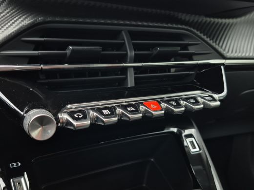 Peugeot 2008 1.2 PureTech Blue Lease Active Full map navigatie | Parkeersensoren | Carplay/android auto | Crui... ActivLease financial lease