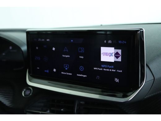 Peugeot 2008 1.2 Turbo 100 Allure | Cruise Control | Navigatie | Keyless | Sensoren | Carplay | Climate | LED ... ActivLease financial lease