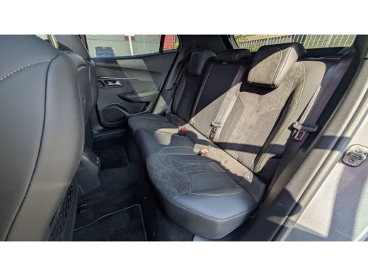 Peugeot 2008 1.2 Turbo GT Pack | Pano-dak | Focal | Alcantara | Navigatie | Climate Control | Adapt. Cruise | ... ActivLease financial lease