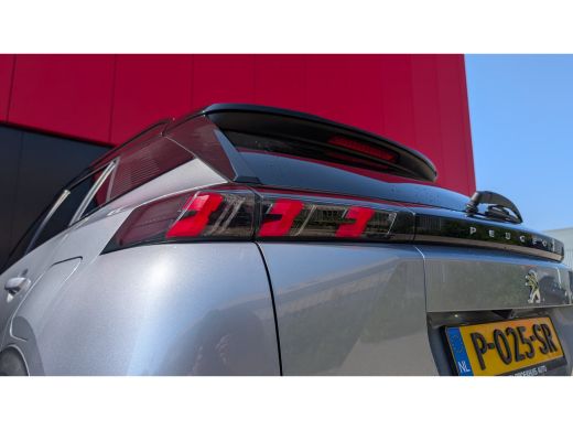 Peugeot 2008 1.2 Turbo GT Pack | Pano-dak | Focal | Alcantara | Navigatie | Climate Control | Adapt. Cruise | ... ActivLease financial lease