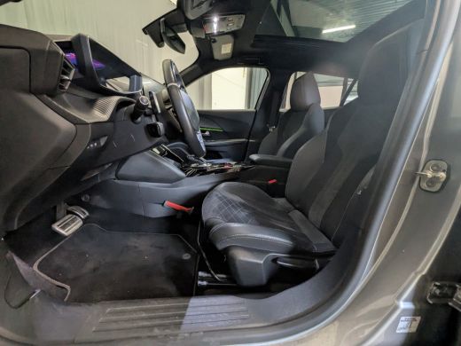 Peugeot 2008 1.2 Turbo GT Pack | Achteruitrijcamera | Airco (automatisch) | Connected services ActivLease financial lease