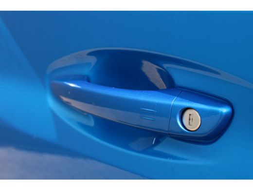 Peugeot 208 1.2 PureTech GT Pack | Navigatie | Camera | Alcantara | Apple carplay | NL auto | 46.500km | All ... ActivLease financial lease