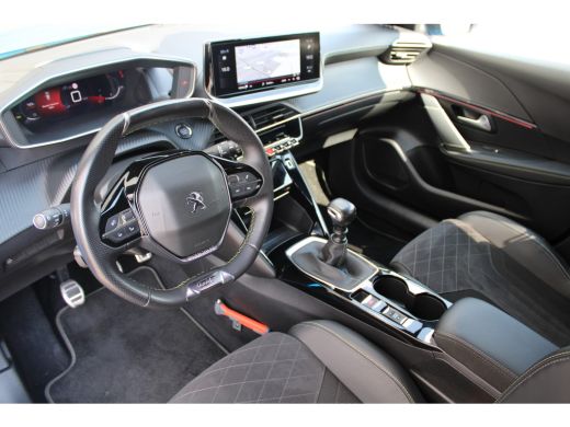 Peugeot 208 1.2 PureTech GT Pack | Navigatie | Camera | Alcantara | Apple carplay | NL auto | 46.500km | All ... ActivLease financial lease