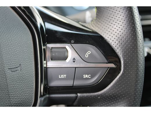 Peugeot 208 1.2 PureTech GT Pack | Navigatie | Camera | Alcantara | Apple carplay | NL auto | 46.500km | All ... ActivLease financial lease