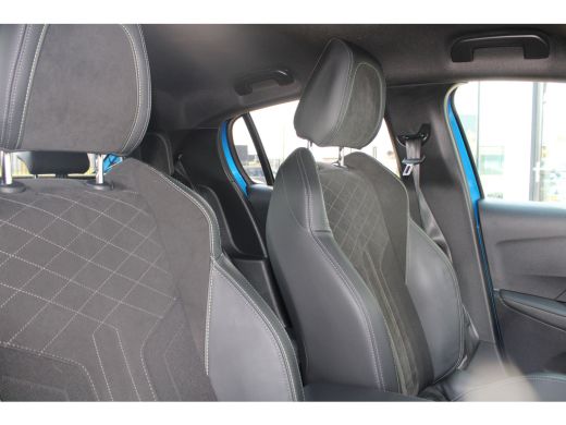 Peugeot 208 1.2 PureTech GT Pack | Navigatie | Camera | Alcantara | Apple carplay | NL auto | 46.500km | All ... ActivLease financial lease