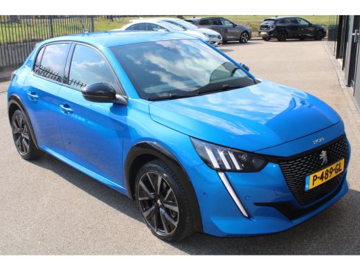 Peugeot 208 1.2 PureTech GT Pack | Navigatie | Camera | Alcantara | Apple carplay | NL auto | 46.500km | All ... ActivLease financial lease